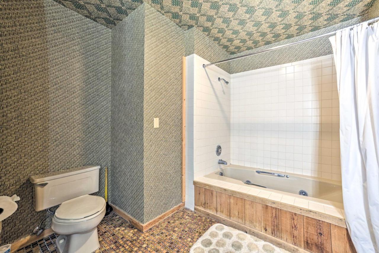 Bellaire Resort Condo Ski, Tube, Explore! 외부 사진