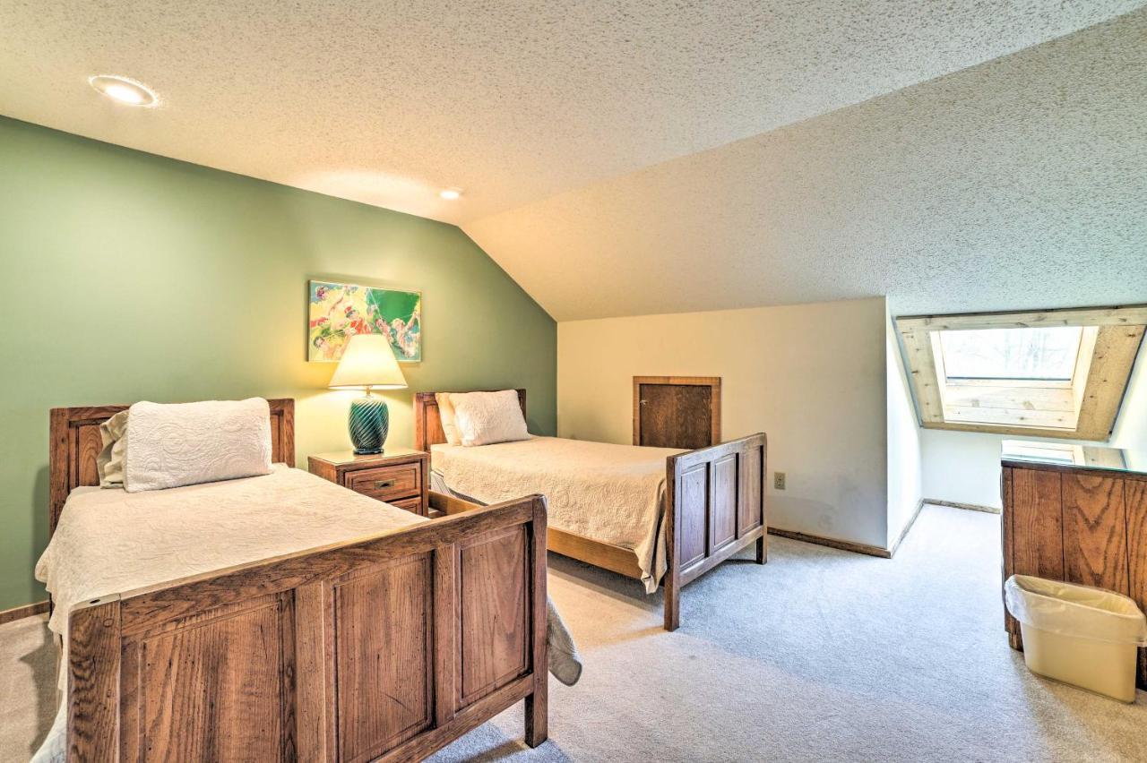 Bellaire Resort Condo Ski, Tube, Explore! 외부 사진