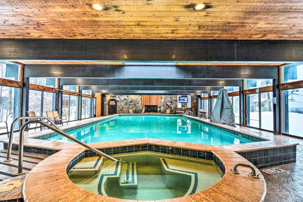 Bellaire Resort Condo Ski, Tube, Explore! 외부 사진