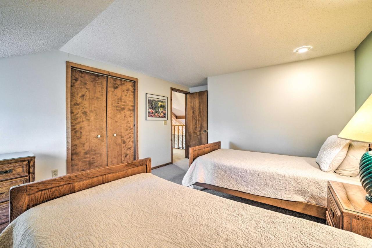 Bellaire Resort Condo Ski, Tube, Explore! 외부 사진